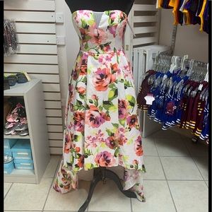 Size 5 Hi Low Floral Prom Homecoming Fun Fashion Pageant Gown Dress NWT